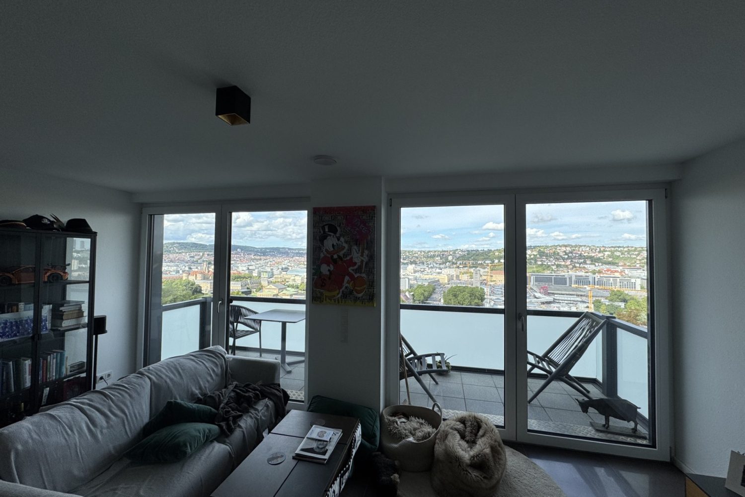 Herrliche Mietwohnung an der schönen Gänsheide mit 3,5 Zimmern und Wahnsinnsblick - Photo 1